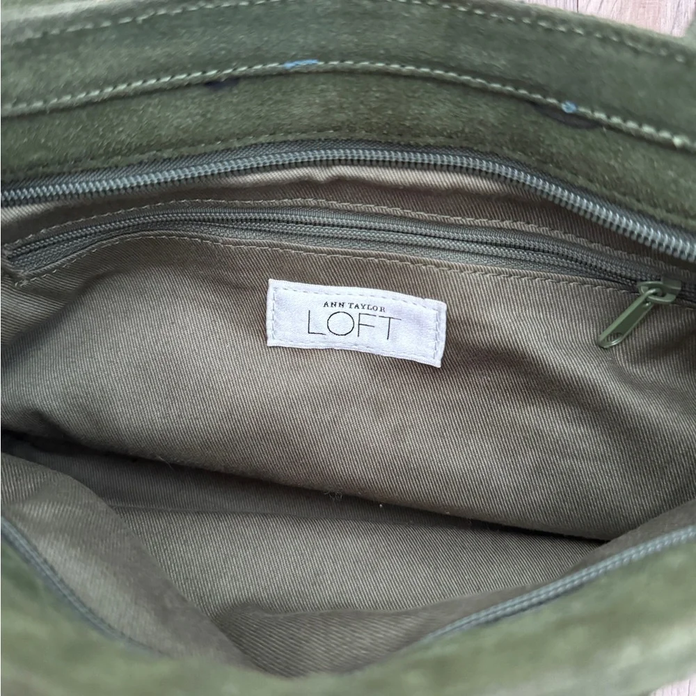 Ann Taylor Loft Green Suede Bag - Picture 7 of 13
